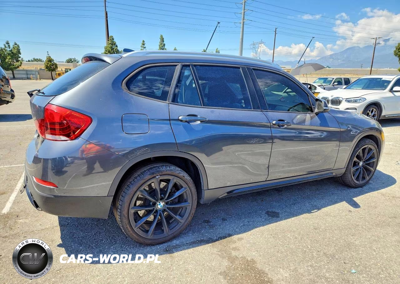 2013 BMW X1 xDrive35I VIN:WBAVM5C52DVV90898 - 3
