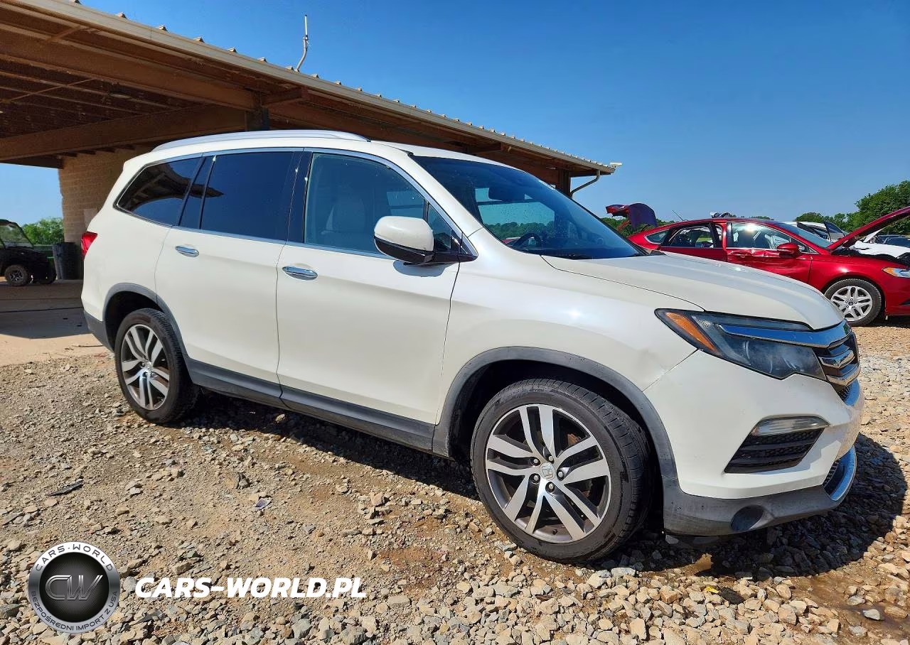 2017 Honda Pilot Touring VIN:5FNYF5H94HB002784 - 4