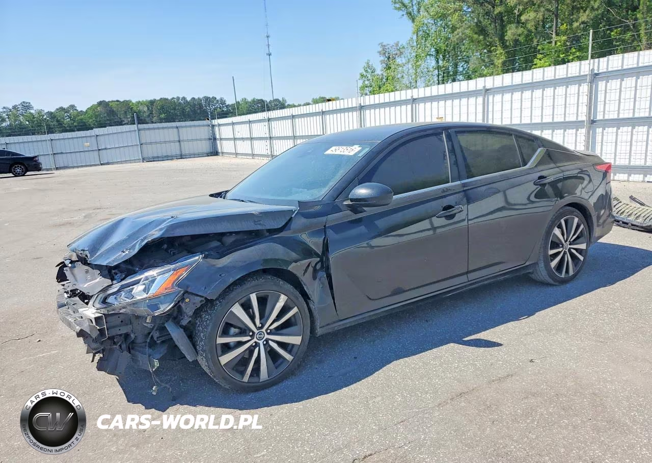 2021 Nissan Altima Sr