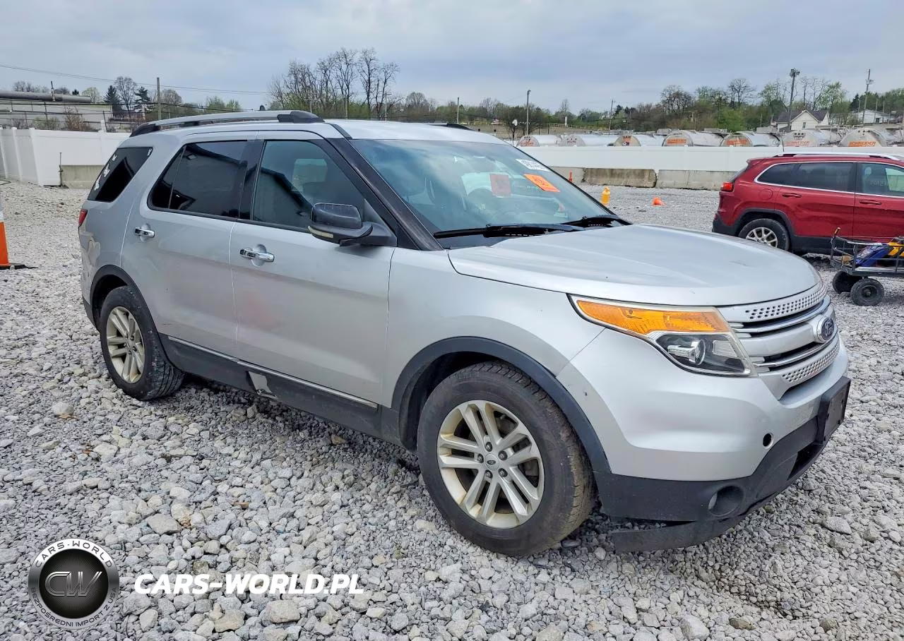 2012 Ford Explorer Xlt VIN:1FMHK7D86CGA35364 - 4