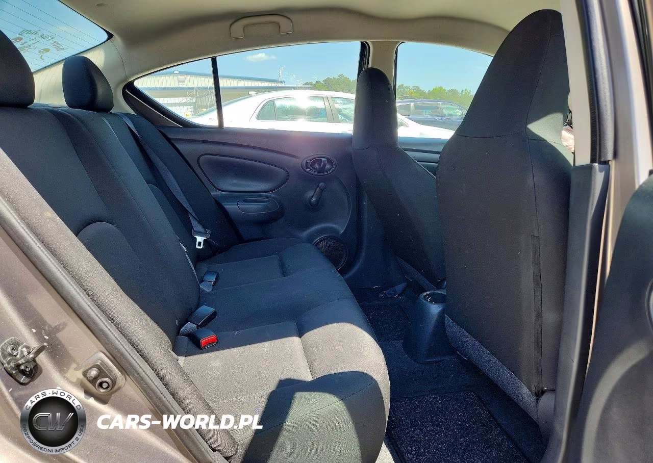 2017 Nissan Versa 1.6 S Plus VIN:3N1CN7AP1HL861191 - 10