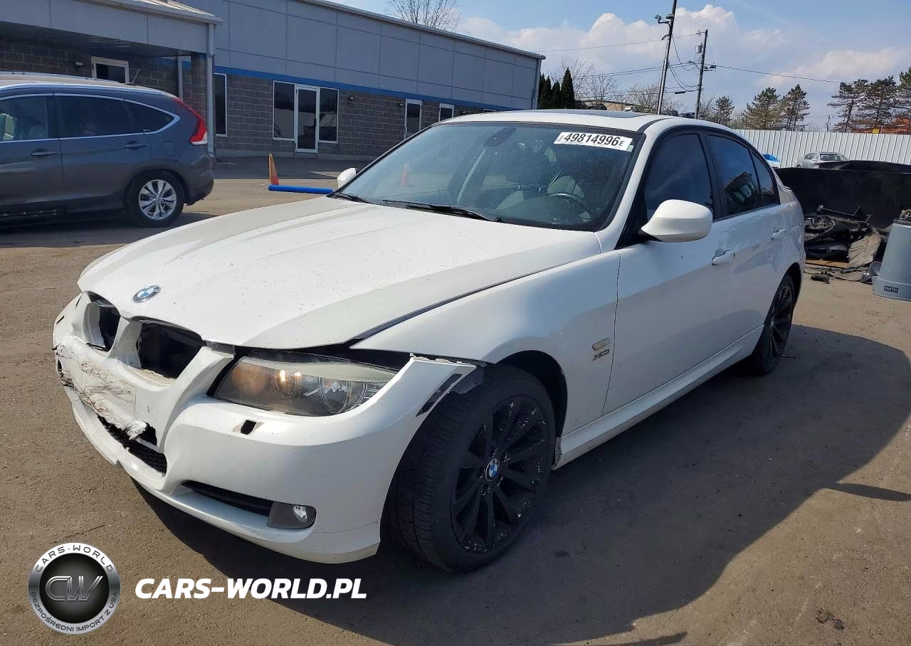 2011 BMW 328 Xi – zdjęcie 1 z 12