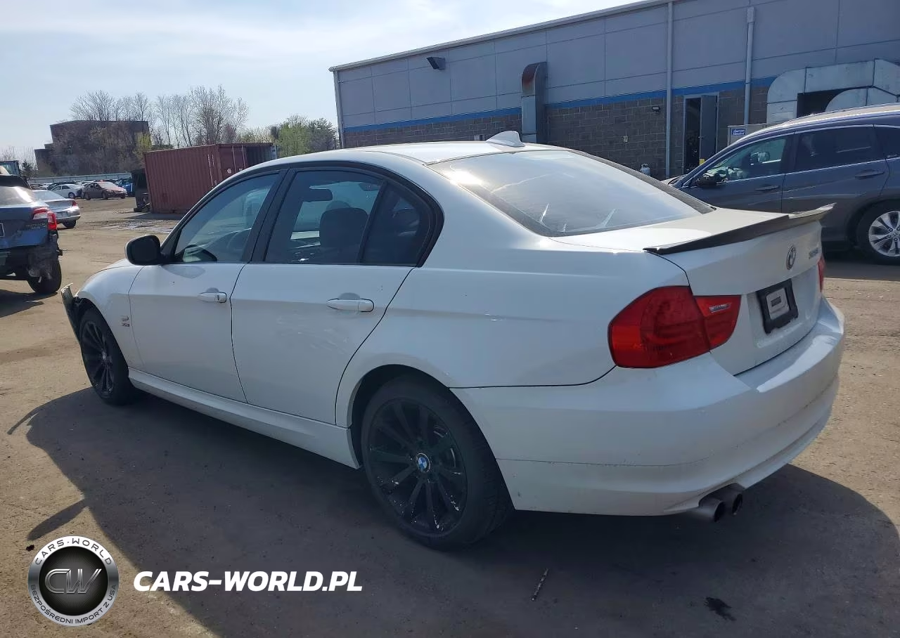 2011 BMW 328 Xi VIN:WBAPK7C50BA972409 - 2