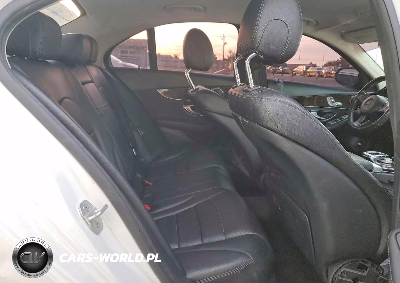 2015 Mercedes-Benz C 300 VIN:55SWF4JB9FU051232 - 10