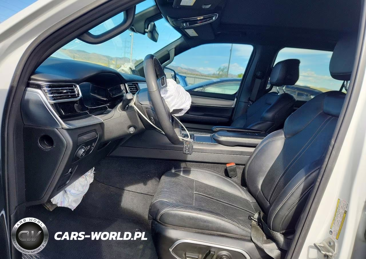 2023 Jeep Wagoneer Series Ii VIN:1C4SJVBP5PS561175 - 7