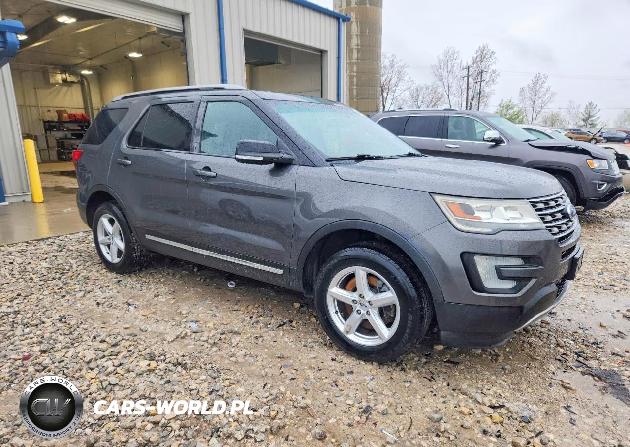 2016 Ford Explorer Xlt VIN:1FM5K8D86GGD10746 - 4