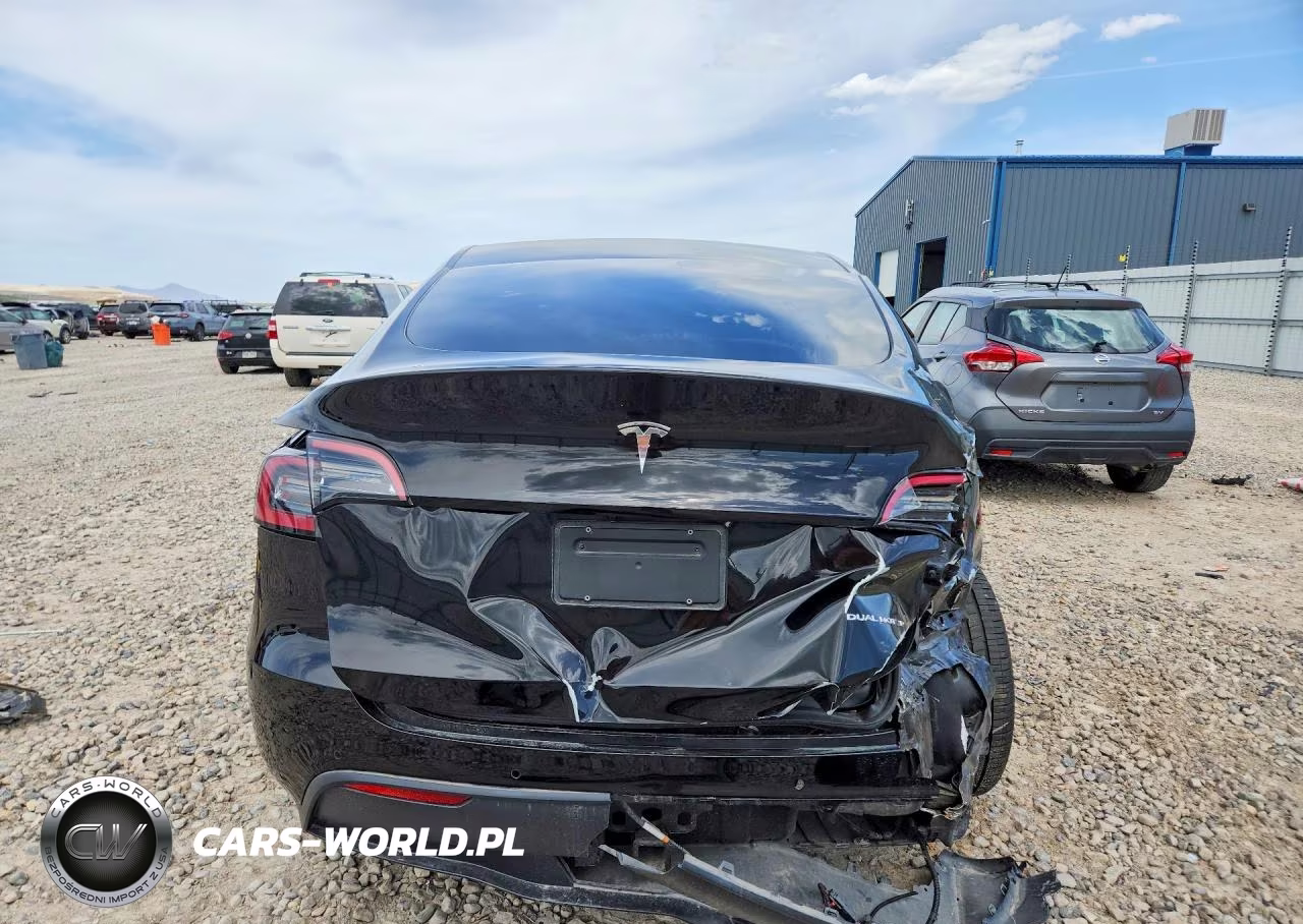 2021 Tesla Model Y VIN:5YJYGDEEXMF302980 - 6