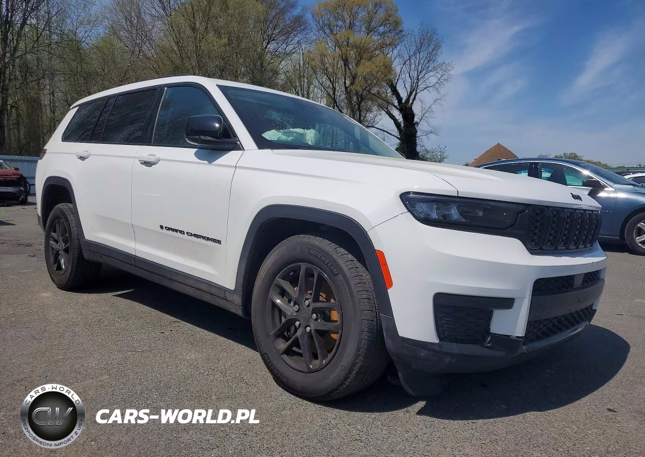 2024 Jeep Grand Cherokee L Laredo VIN:1C4RJKAG5R8944452 - 4