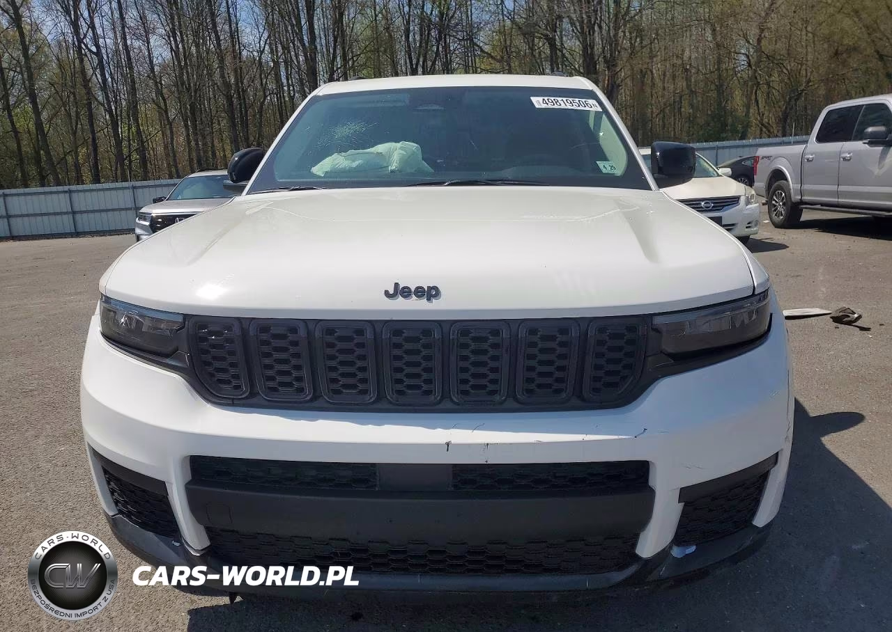 2024 Jeep Grand Cherokee L Laredo VIN:1C4RJKAG5R8944452 - 5