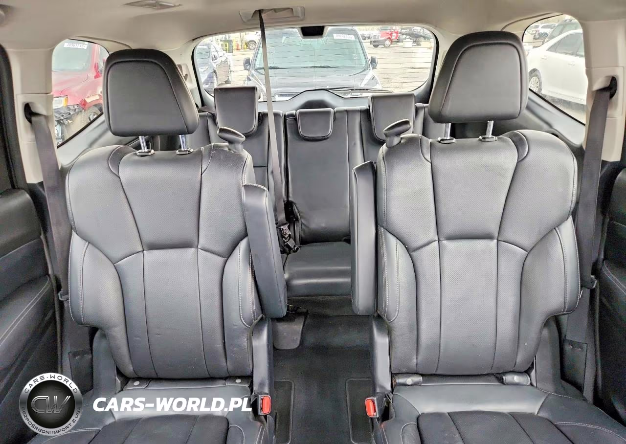 2021 Subaru Ascent Touring VIN:4S4WMARD1M3473075 - 10