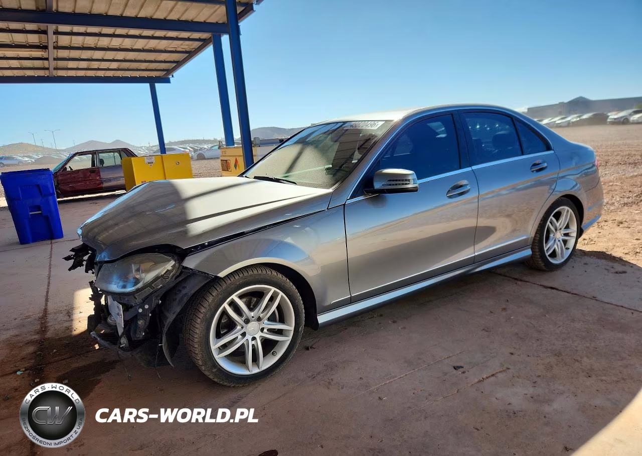 2014 Mercedes-Benz C 250