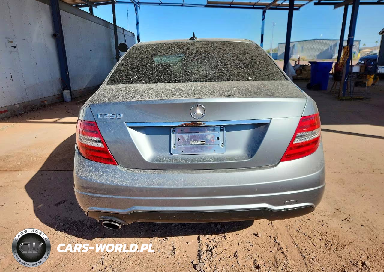 2014 Mercedes-Benz C 250 VIN:WDDGF4HB3EG156886 - 6
