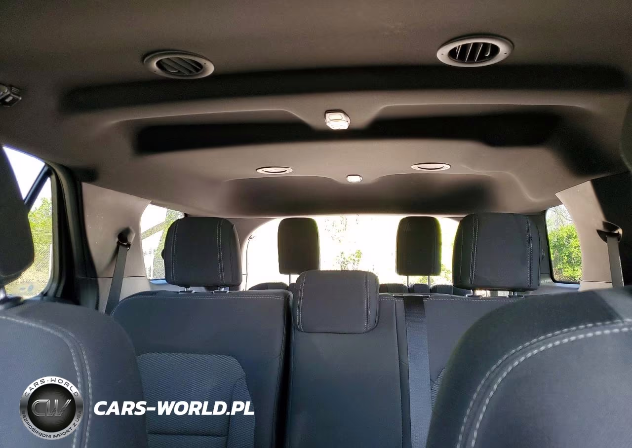 2017 Ford Explorer Xlt VIN:1FM5K8D86HGC88703 - 10