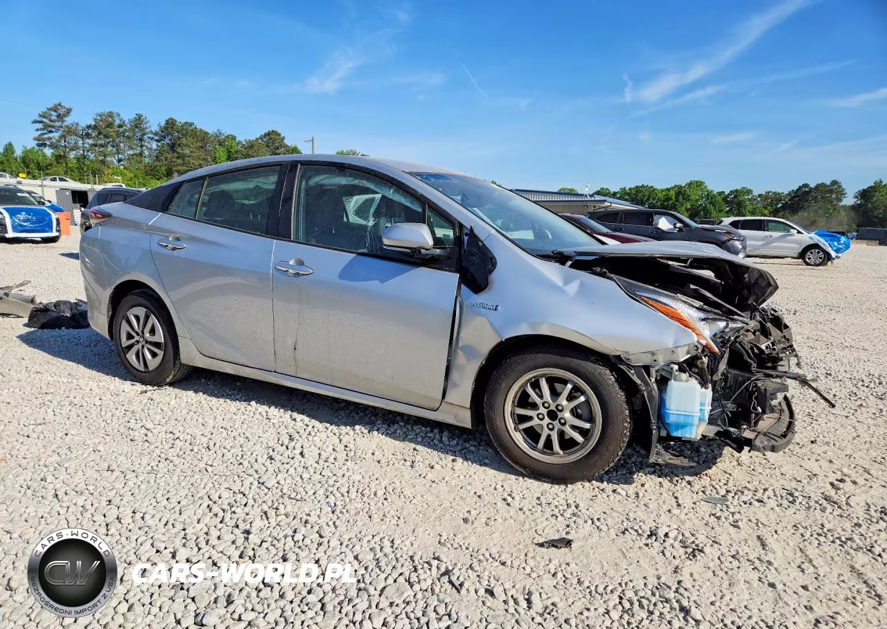 2016 Toyota Prius Four VIN:JTDKARFU3G3017503 - 4