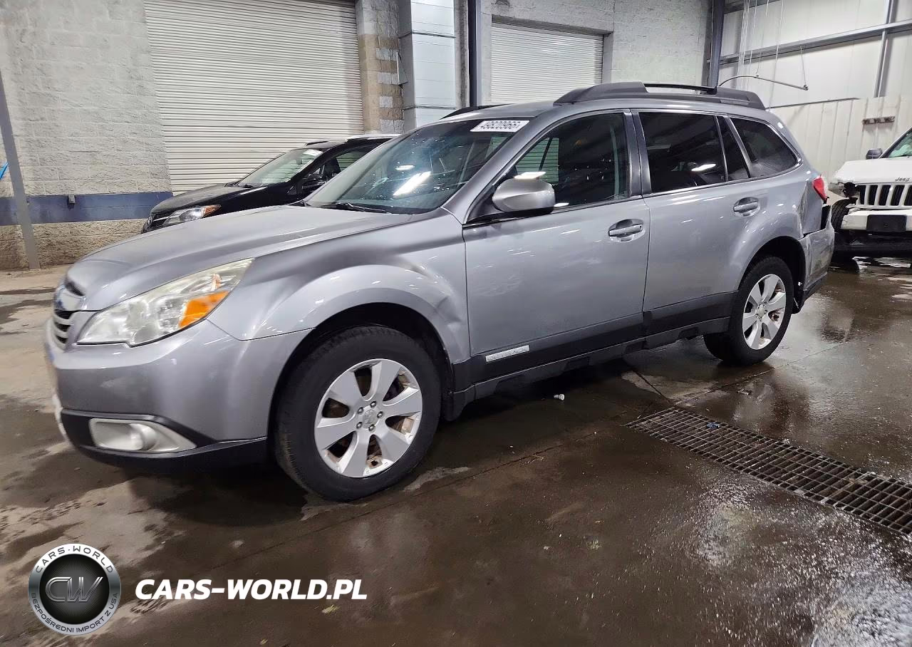 2010 Subaru Outback 2.5I Limited