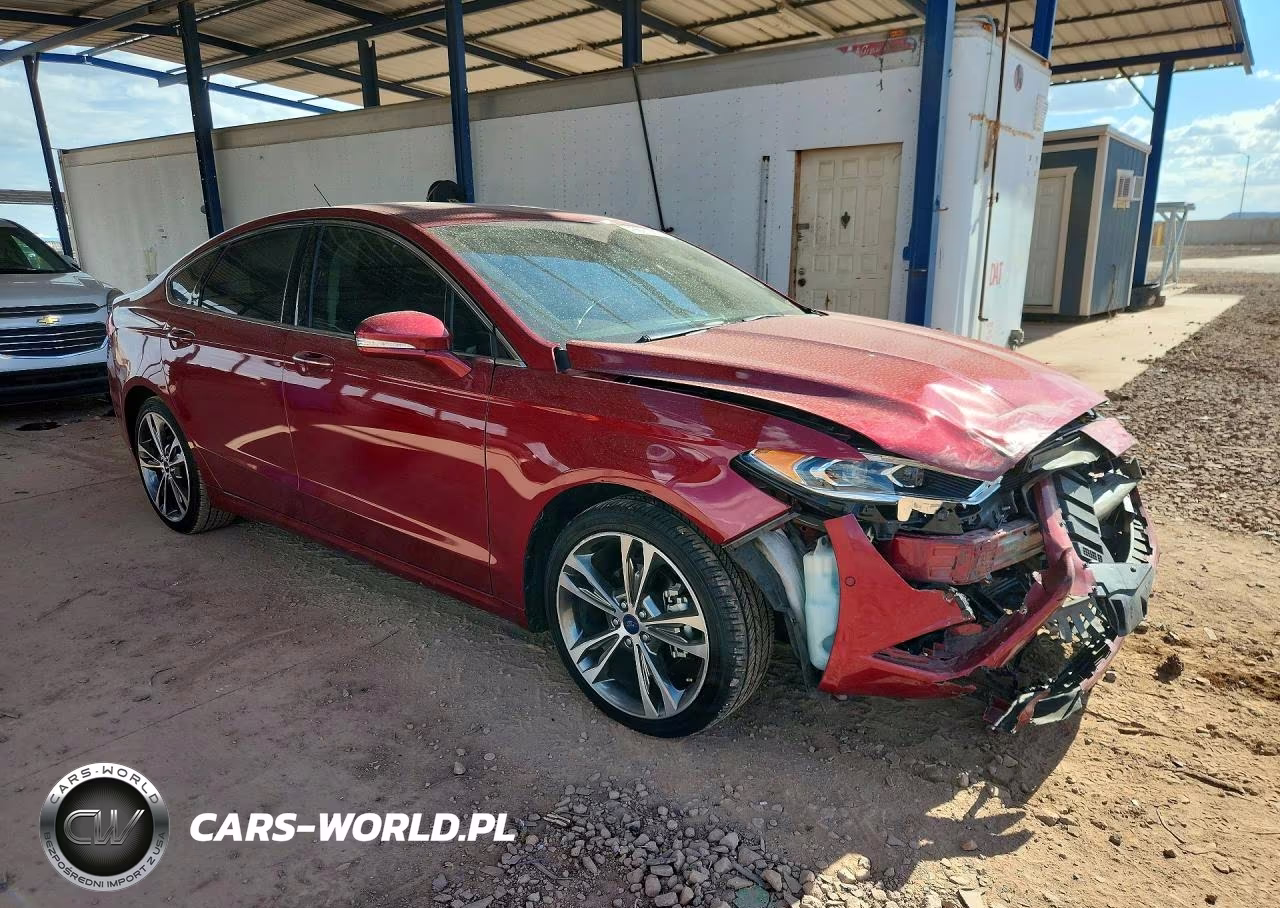2017 Ford Fusion Titanium VIN:3FA6P0K99HR142110 - 4