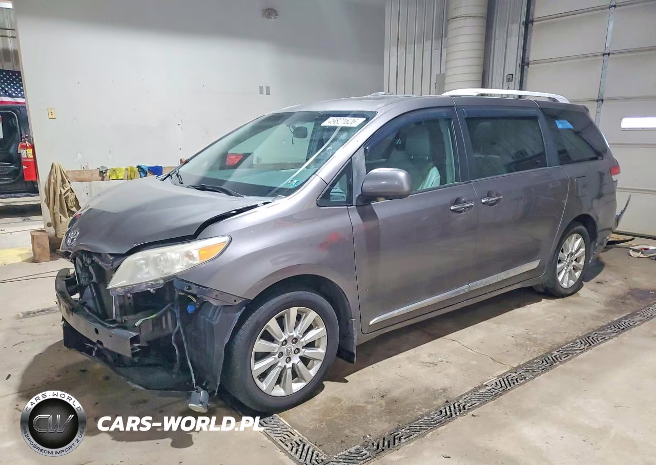 2011 Toyota Sienna Limited 7-Passenger