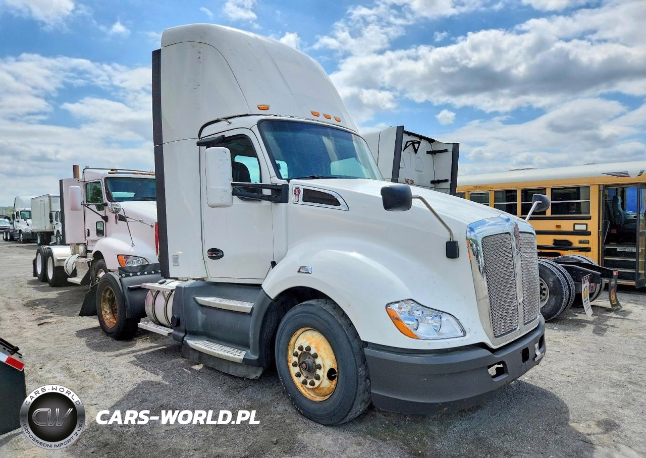 2020 Kenworth T680 Semi Truck