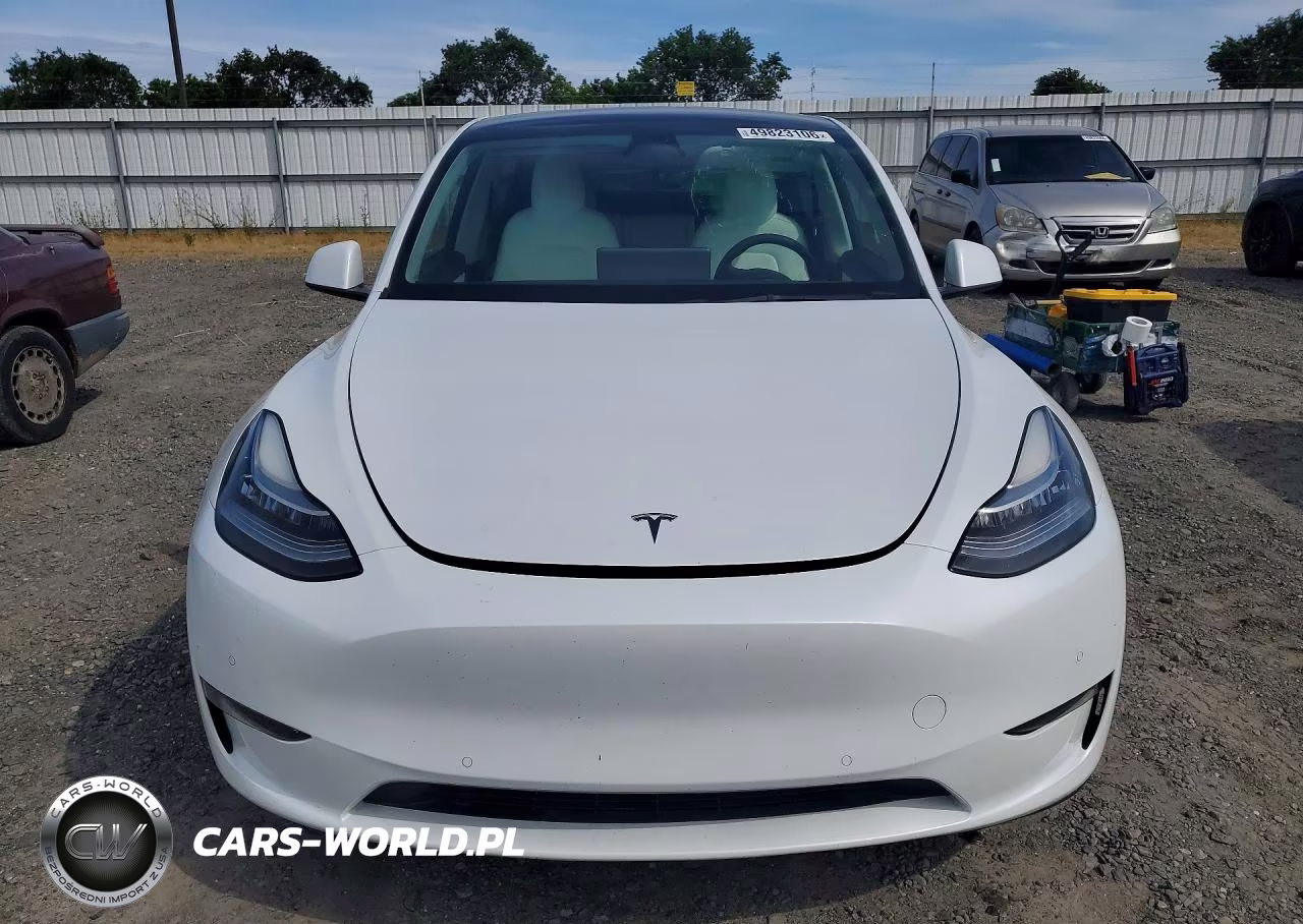 2021 Tesla Model Y VIN:5YJYGDEE3MF225109 - 5