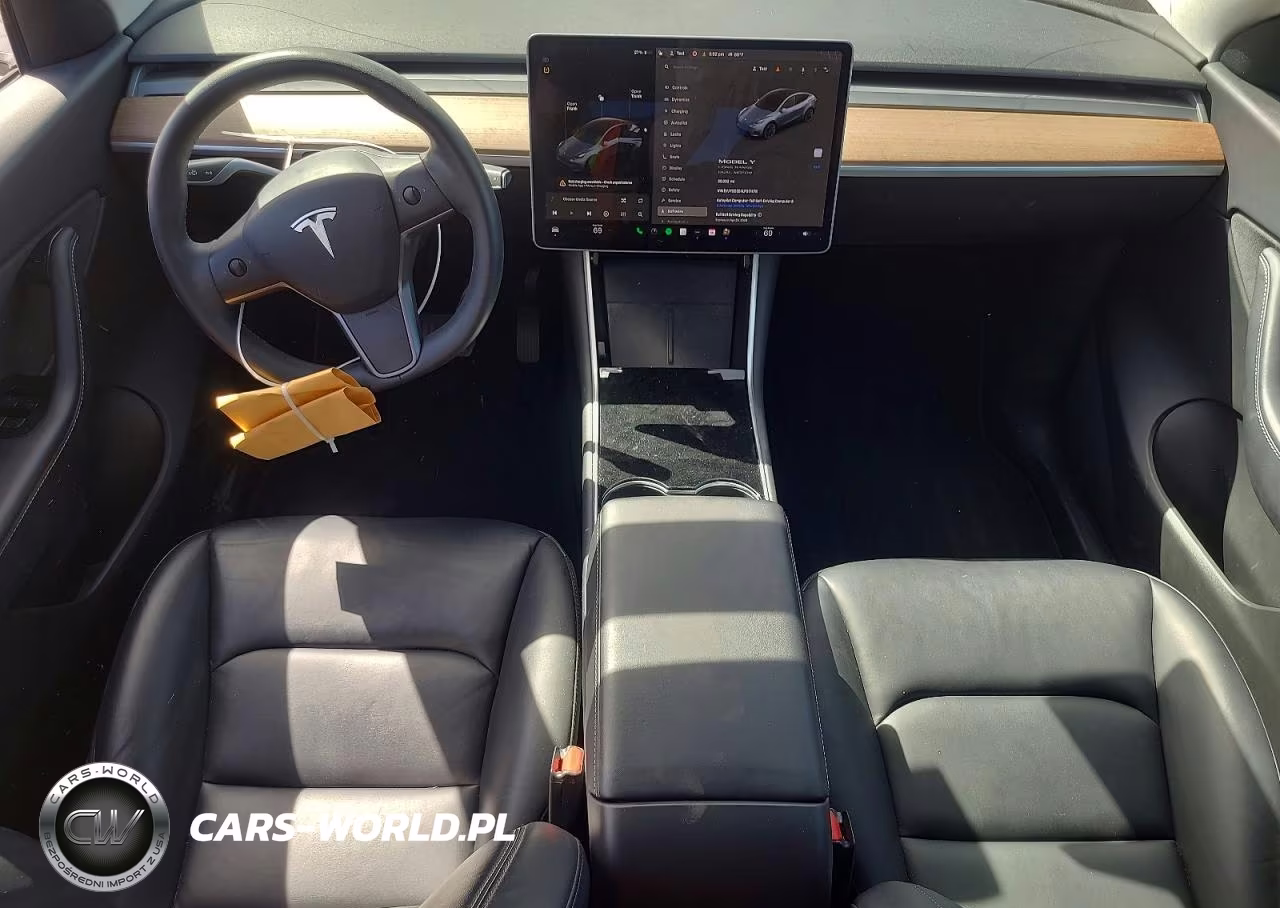 2020 Tesla Model Y VIN:5YJYGDEE4LF017478 - 8