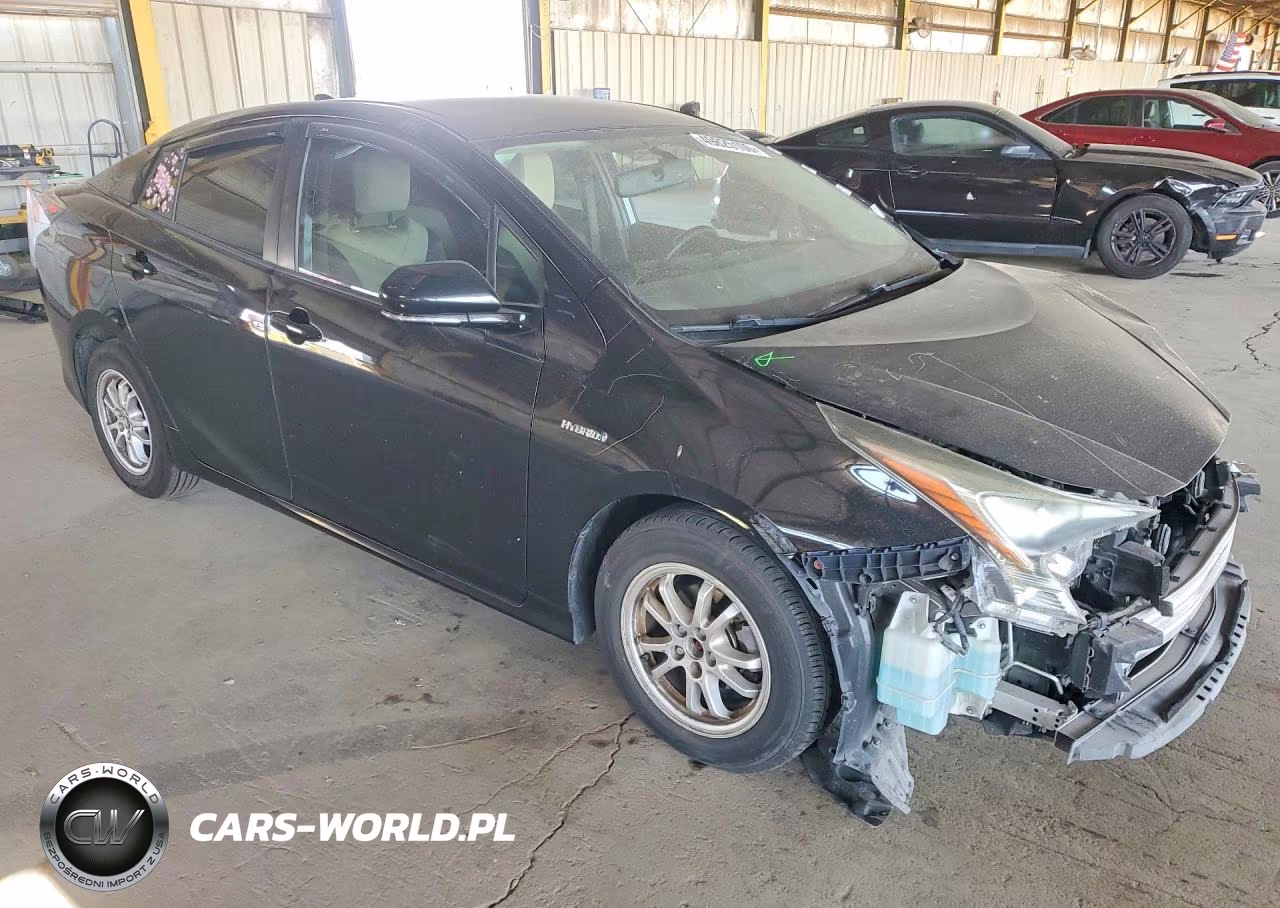 2016 Toyota Prius Four VIN:JTDKARFU3G3008817 - 4