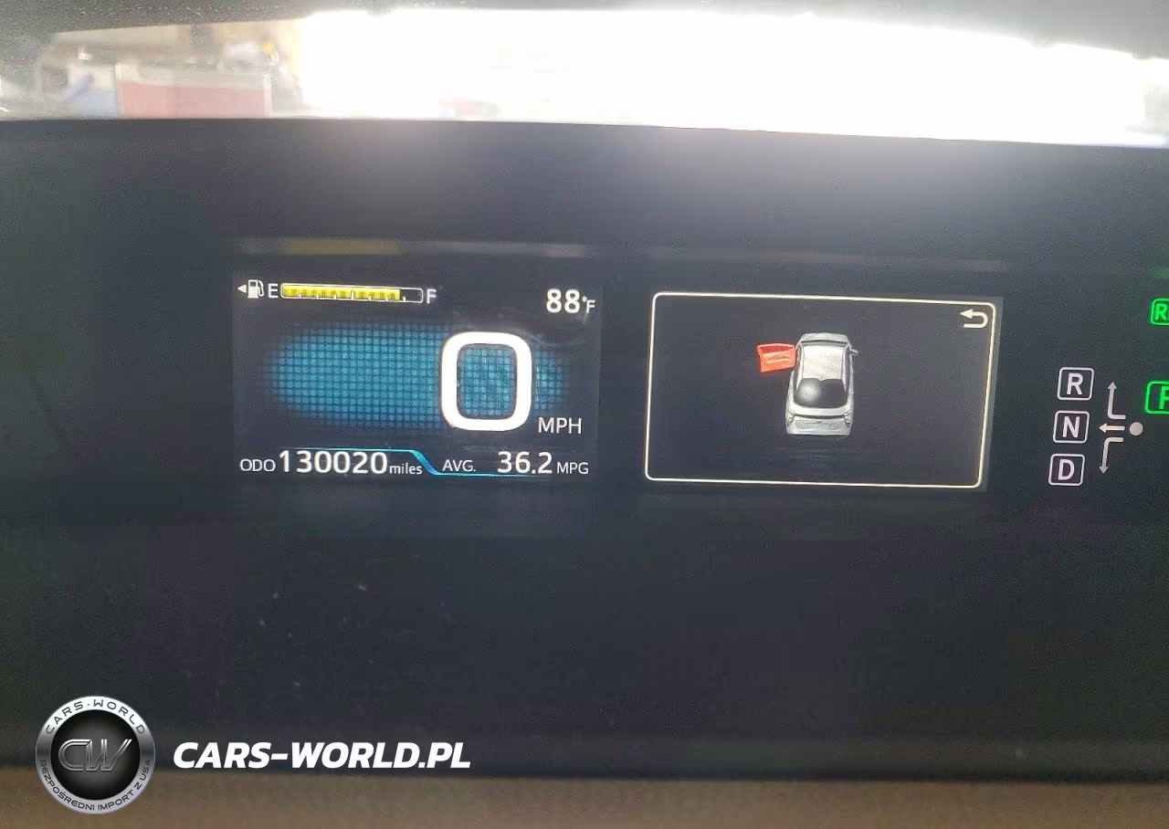 2016 Toyota Prius Four VIN:JTDKARFU3G3008817 - 9