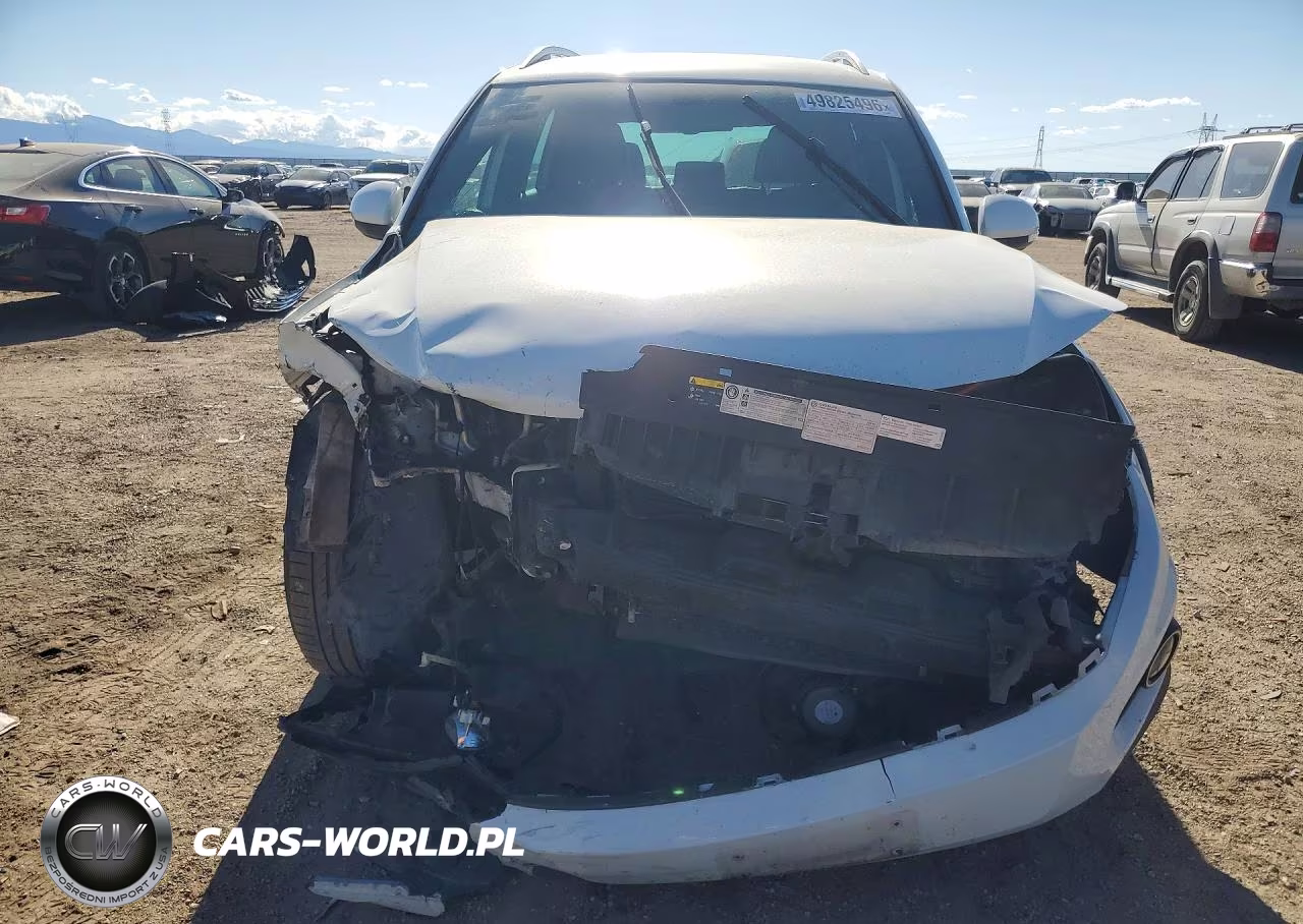 2016 Volkswagen Tiguan S VIN:WVGAV7AX4GW074342 - 5