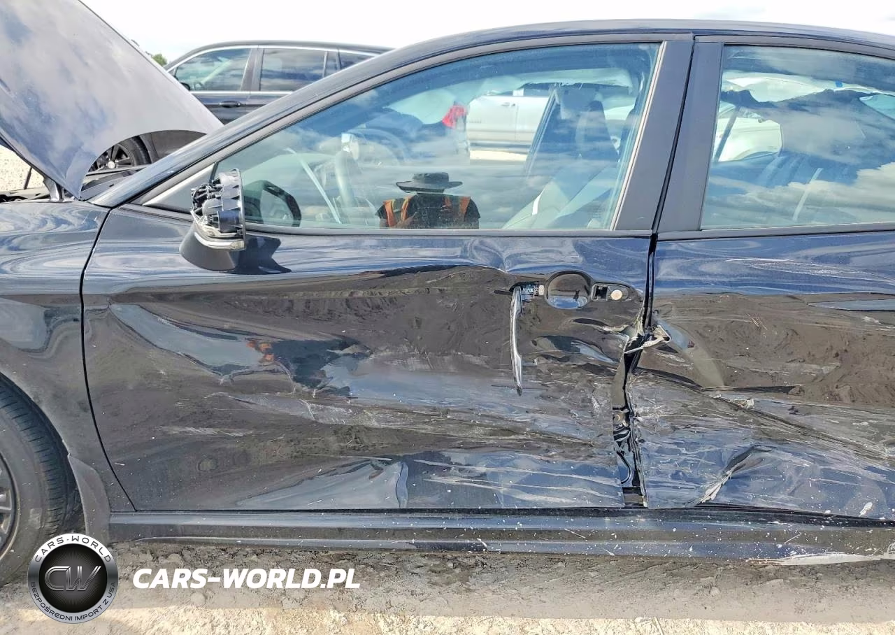 2026 Toyota Camry Se VIN:4T1DAACK8TU694530 - 7
