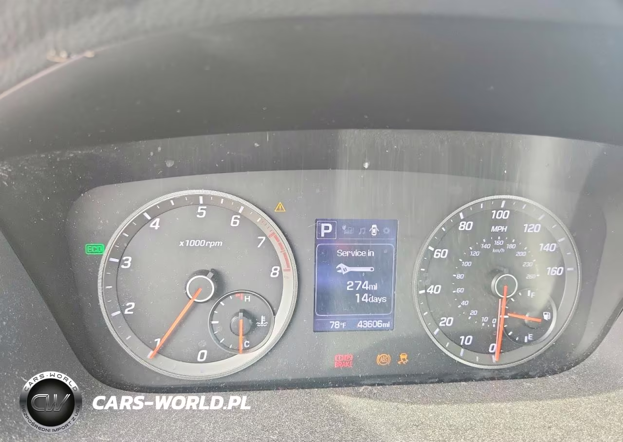 2017 Hyundai Sonata Sport 2.0T VIN:5NPE34AB7HH536902 - 9
