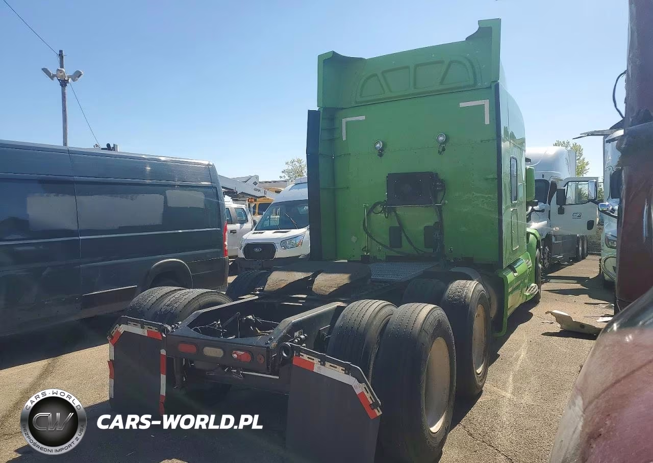 2018 Peterbilt 579 Semi Truck VIN:1XPBDP9X6JD475215 - 4
