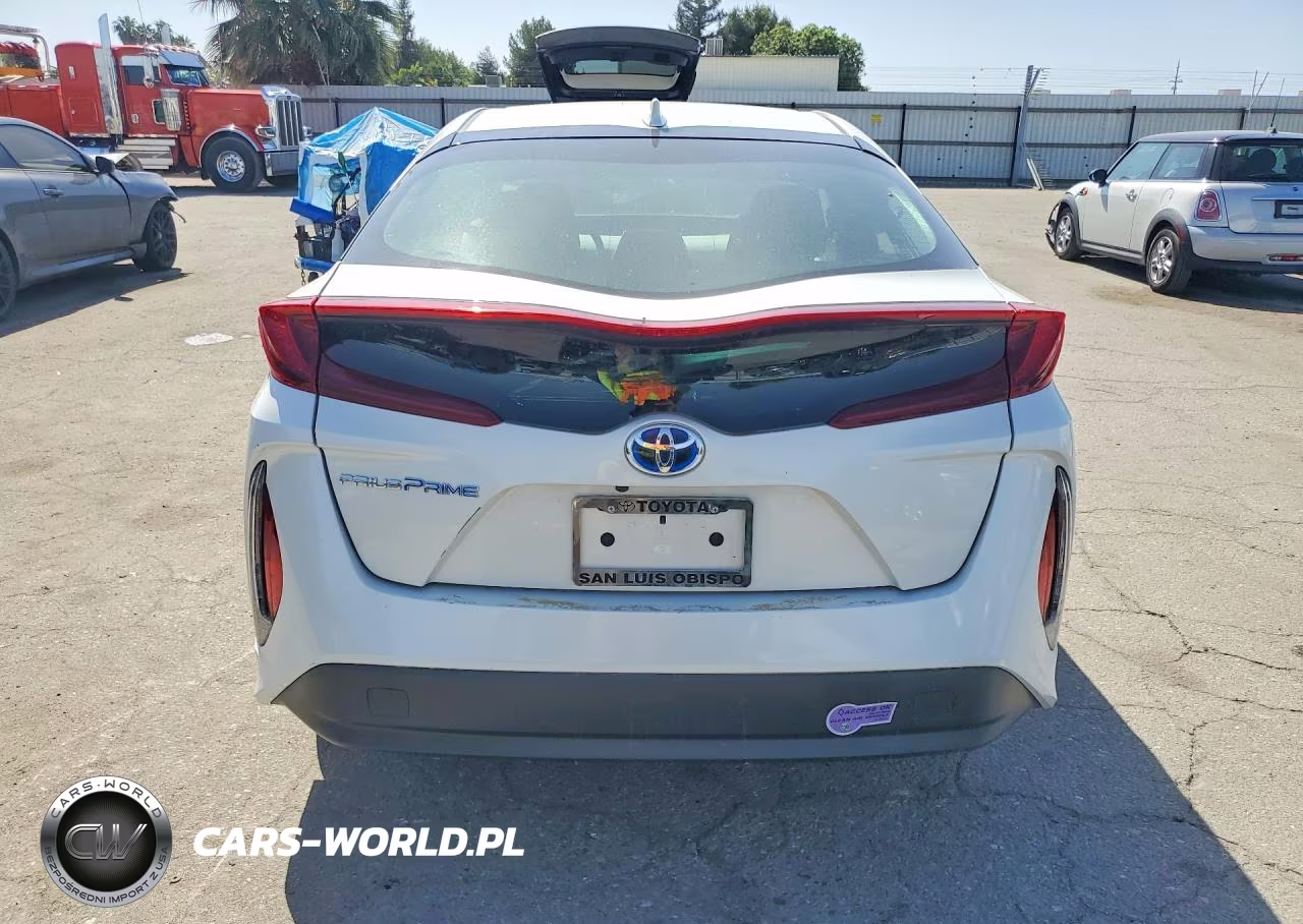 2019 Toyota Prius Prime Plus VIN:JTDKARFP9K3119021 - 6