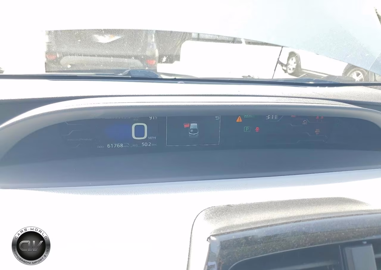 2019 Toyota Prius Prime Plus VIN:JTDKARFP9K3119021 - 9