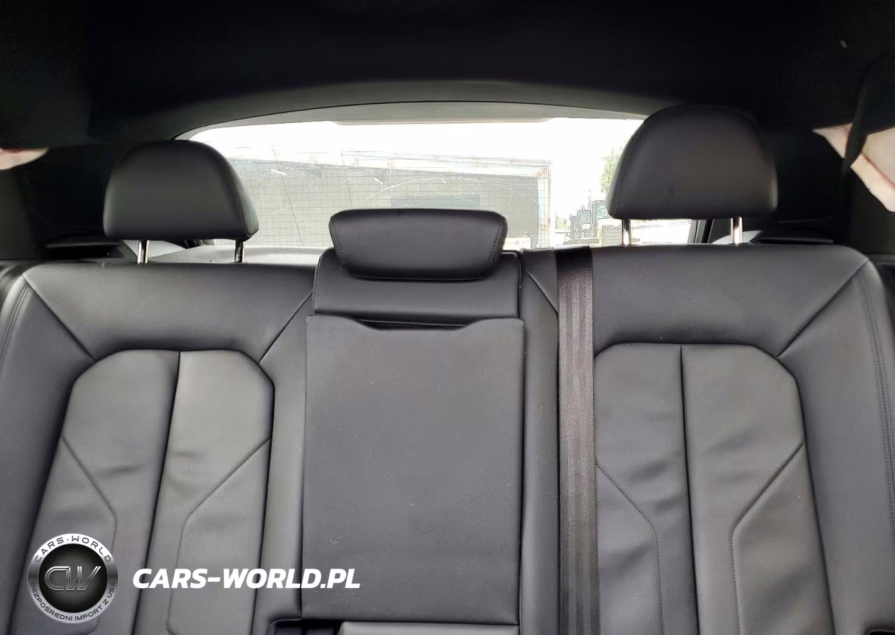 2023 Audi Q3 Premium S Line 45 VIN:WA1DECF31P1086701 - 10