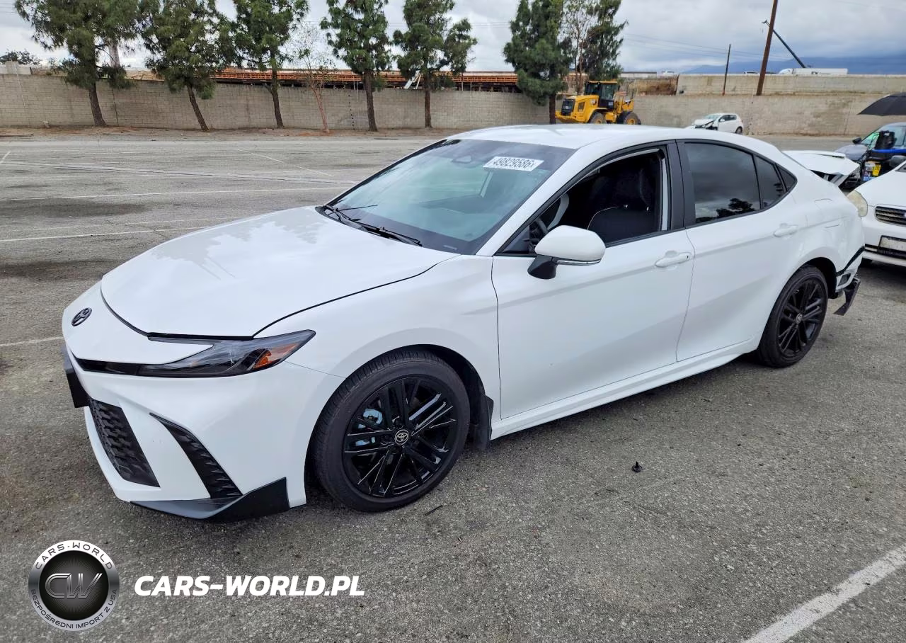 2025 Toyota Camry Se – zdjęcie 1 z 12