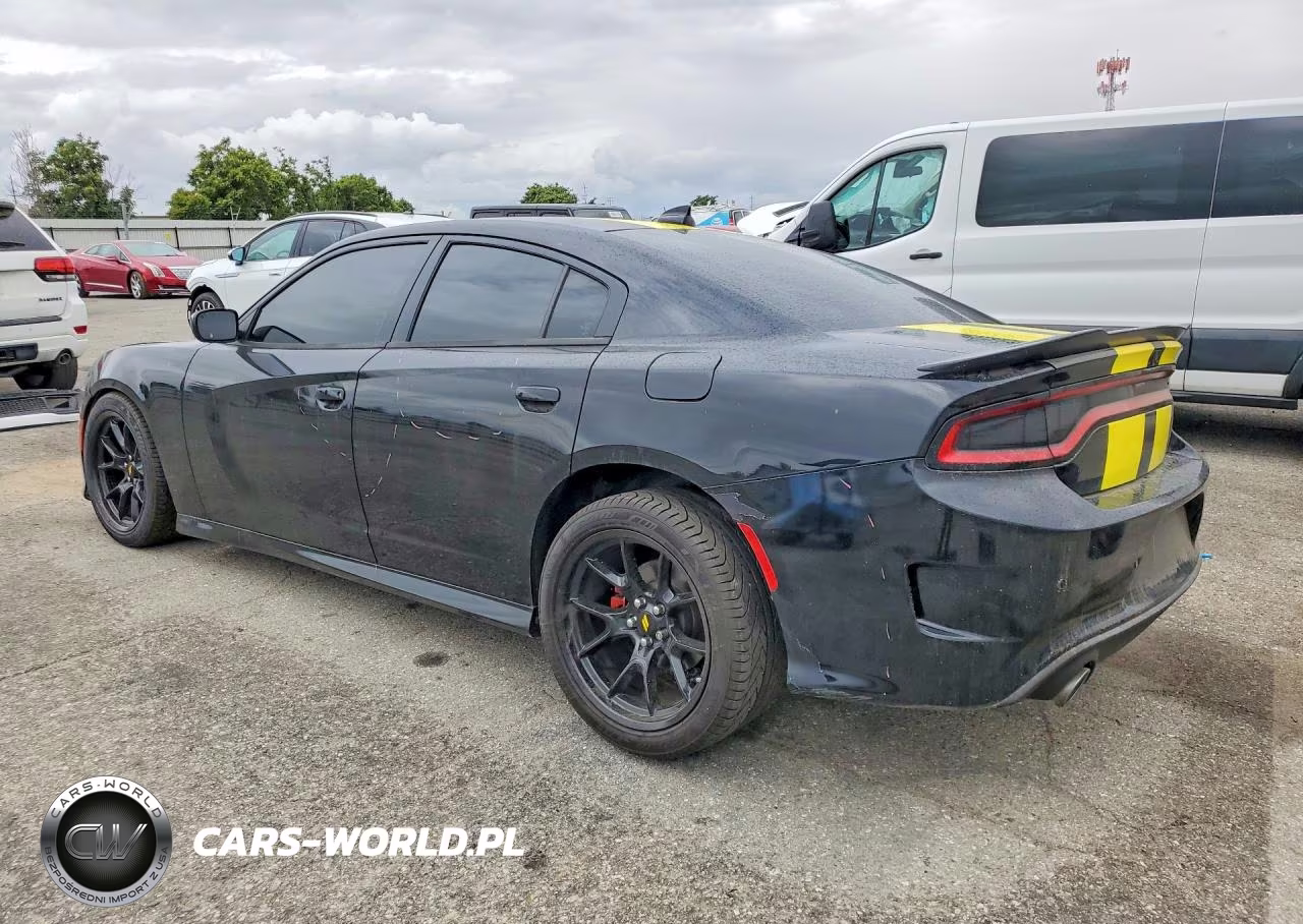 2019 Dodge Charger R VIN:2C3CDXCT6KH710491 - 2