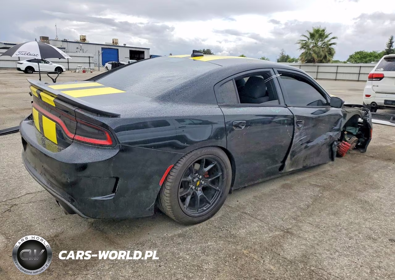 2019 Dodge Charger R VIN:2C3CDXCT6KH710491 - 3