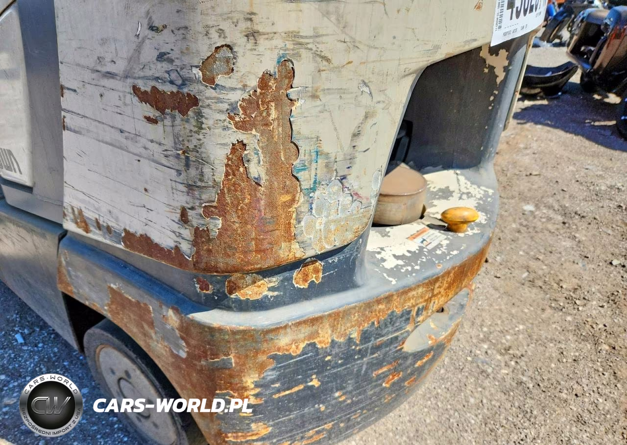 2011 Crow Forklift VIN:9A209785 - 9