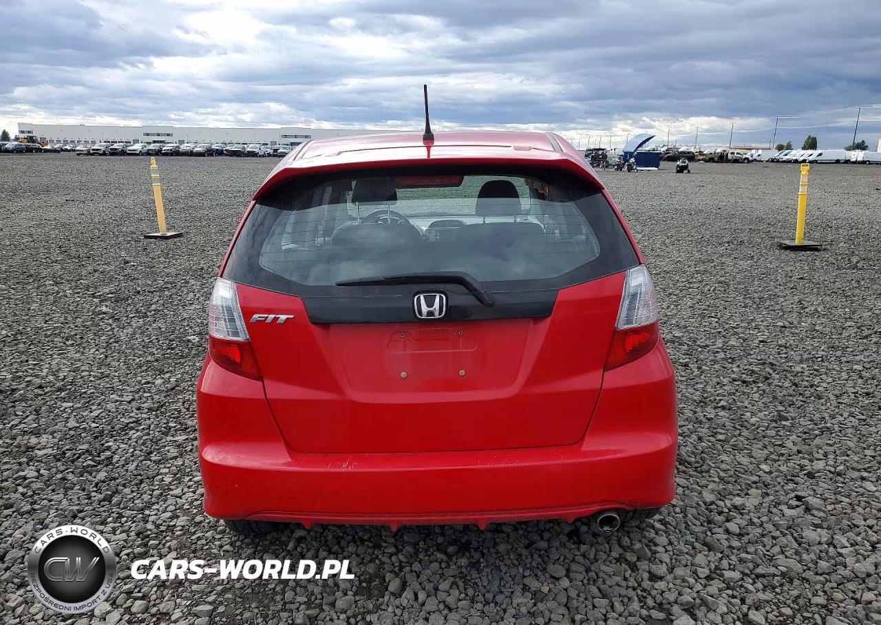 2010 Honda Fit Sport VIN:JHMGE8H44AC029134 - 6