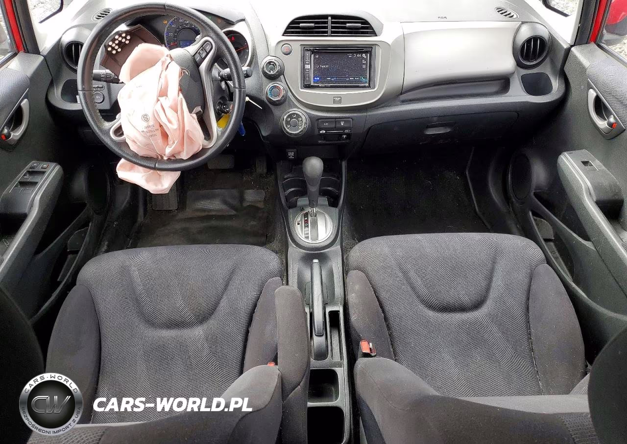 2010 Honda Fit Sport VIN:JHMGE8H44AC029134 - 8