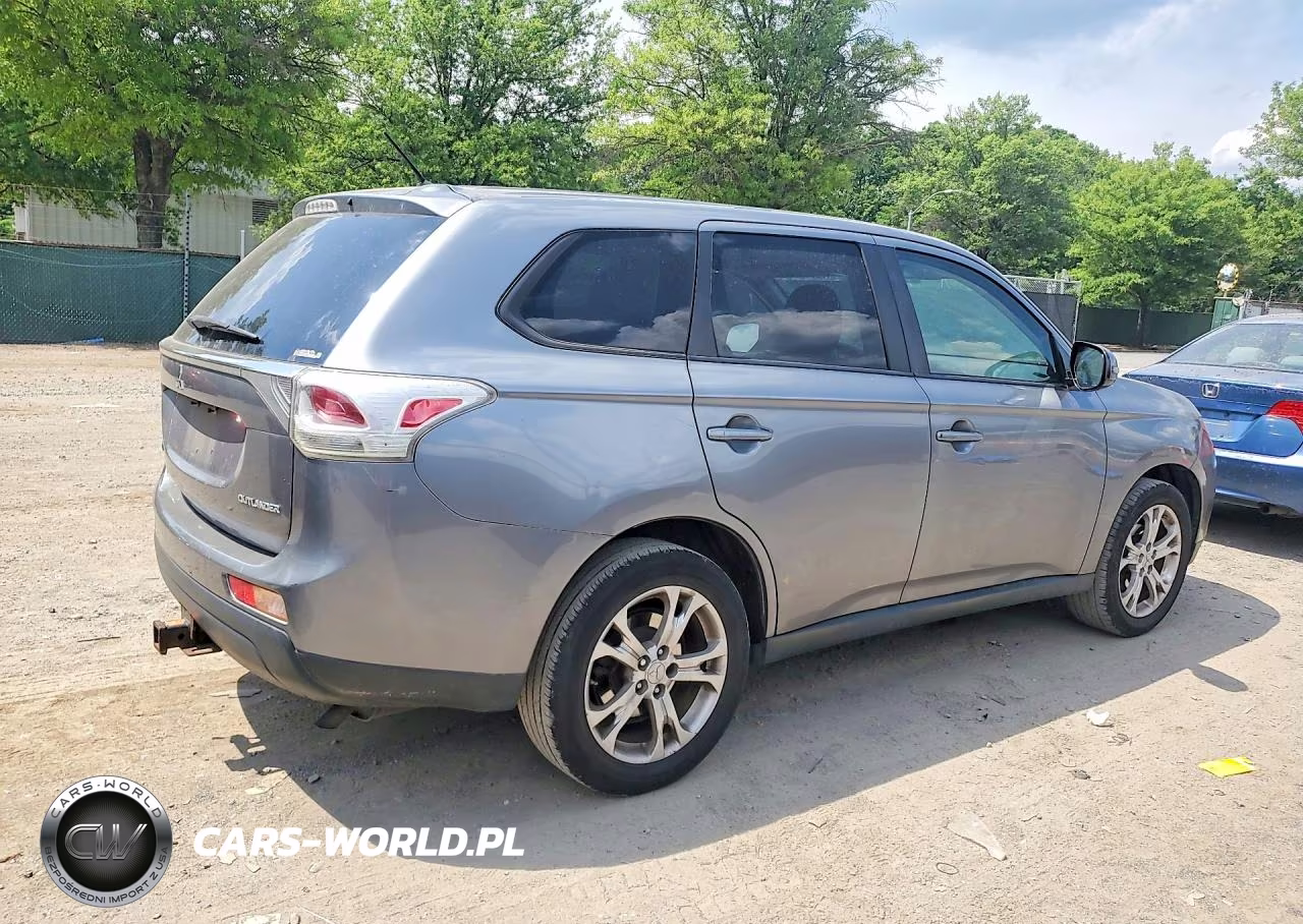 2014 Mitsubishi Outlander Se VIN:JA4AZ3A32EZ009543 - 3