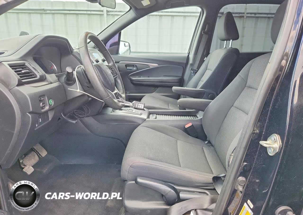 2019 Honda Passport Sport VIN:5FNYF8H2XKB026213 - 7