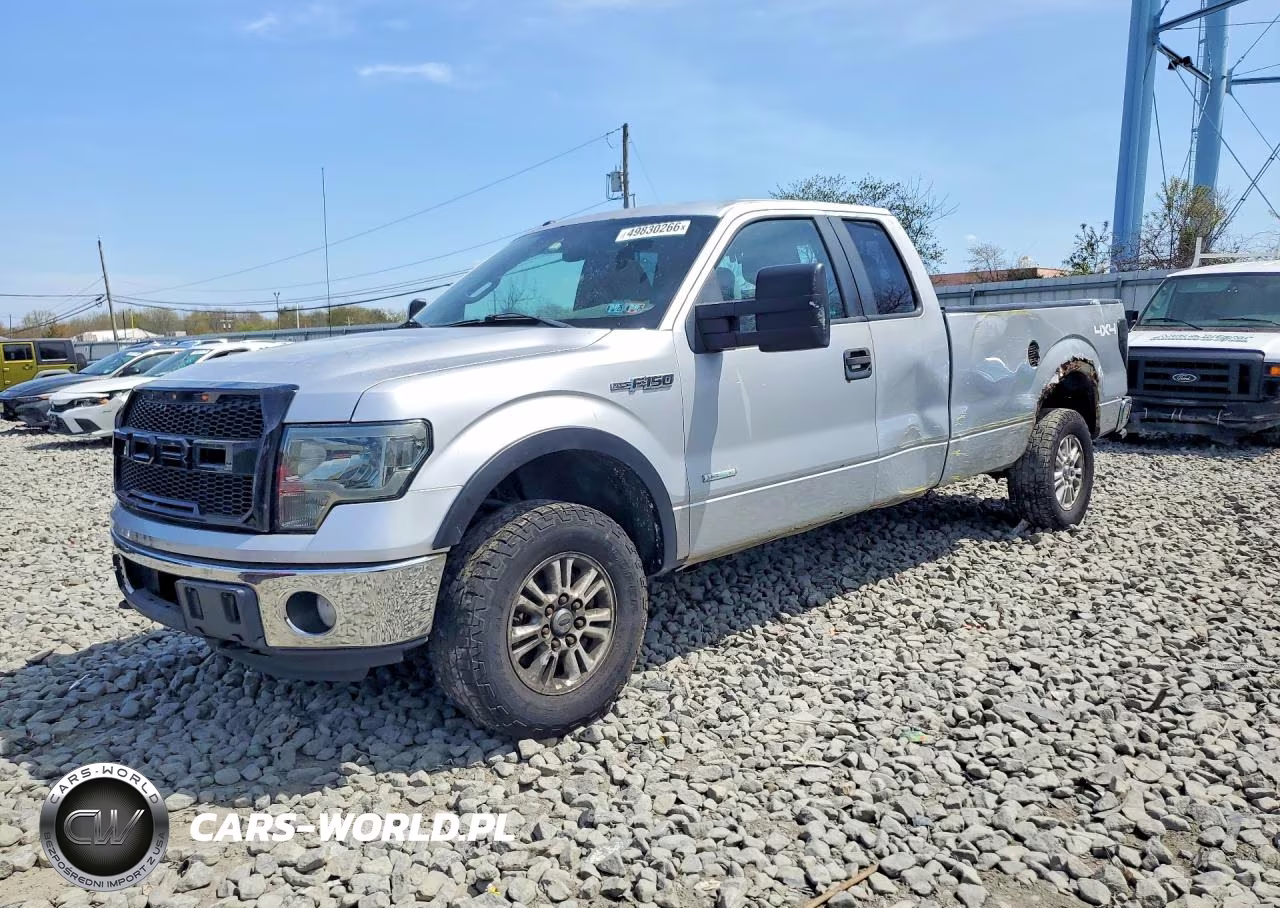 2011 Ford F150 Super Cab VIN:1FTVX1ETXBKE05025 - 1