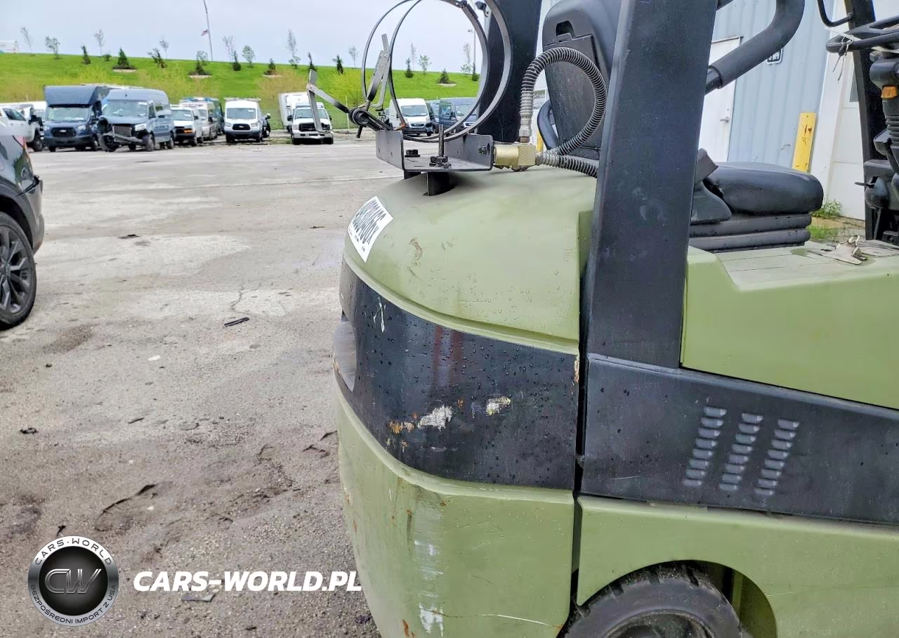 2014 Clark C30C Forklift VIN:C23L04739855CNF - 9