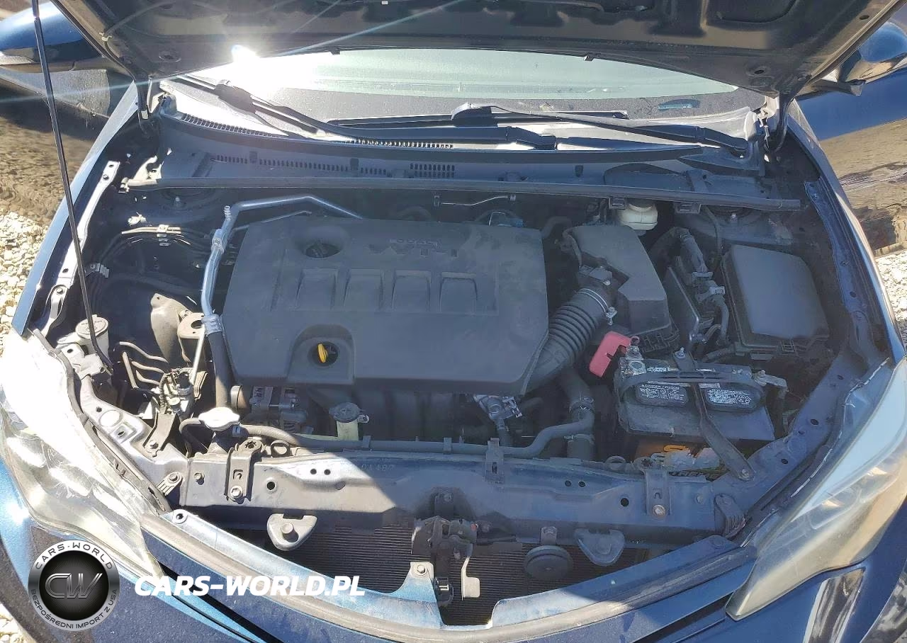 2018 Toyota Corolla Se VIN:5YFBURHE7JP826854 - 11