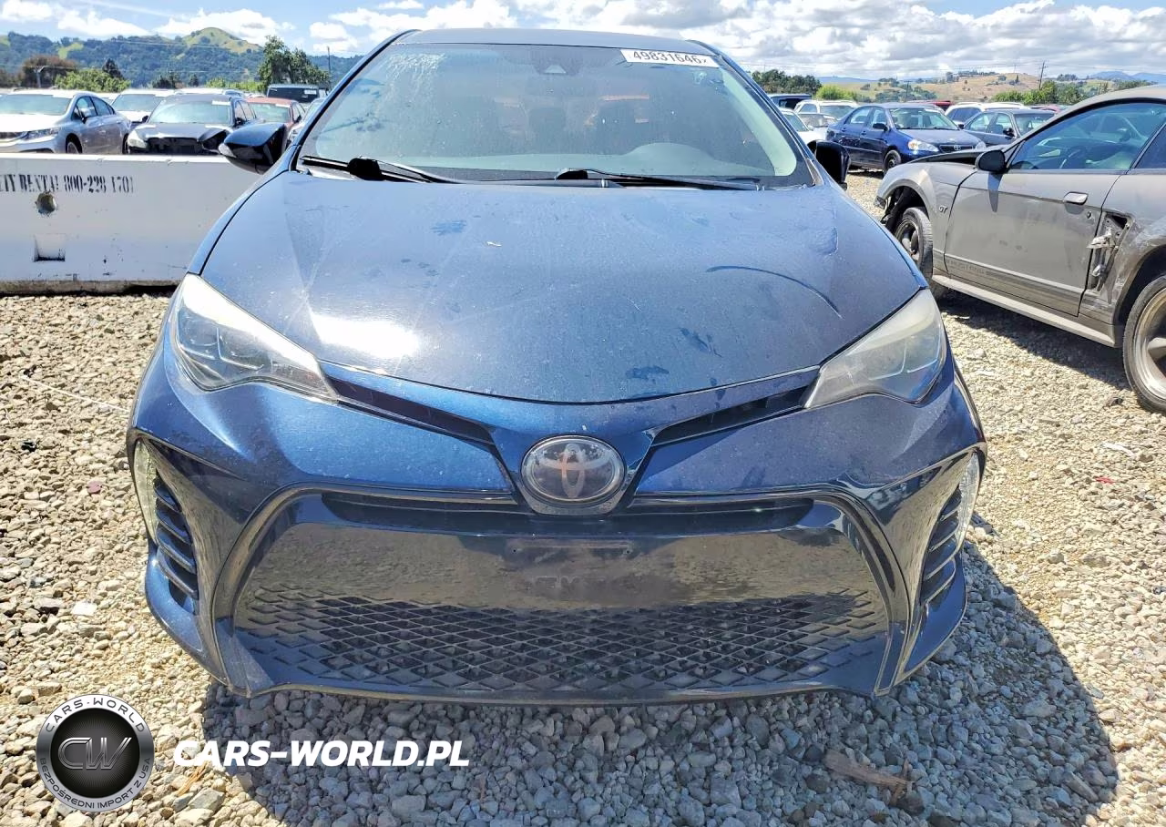 2018 Toyota Corolla Se VIN:5YFBURHE7JP826854 - 5