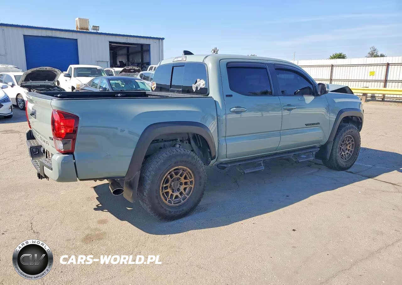 2022 Toyota Tacoma Sr5 V6 VIN:3TYCZ5AN2NT092795 - 3