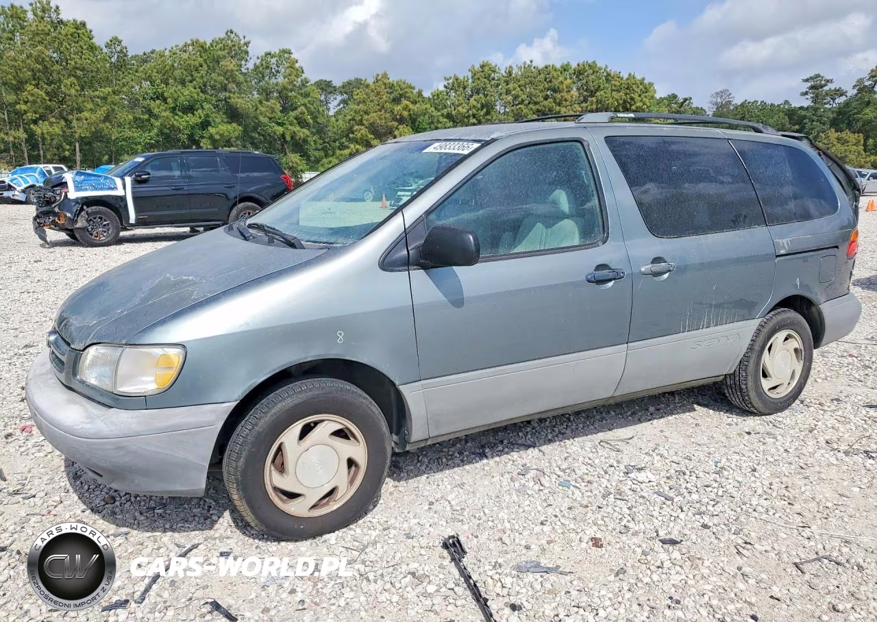1999 Toyota Sienna Le