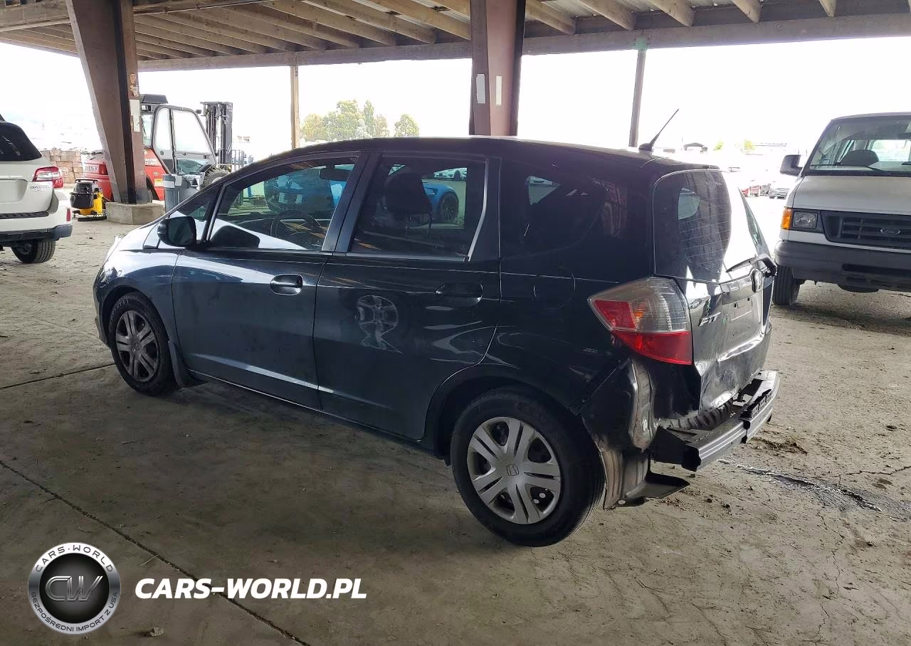 2011 Honda Fit VIN:JHMGE8H38BC010630 - 2