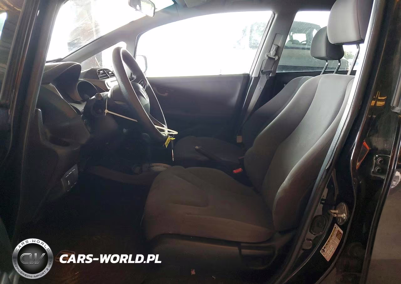 2011 Honda Fit VIN:JHMGE8H38BC010630 - 7