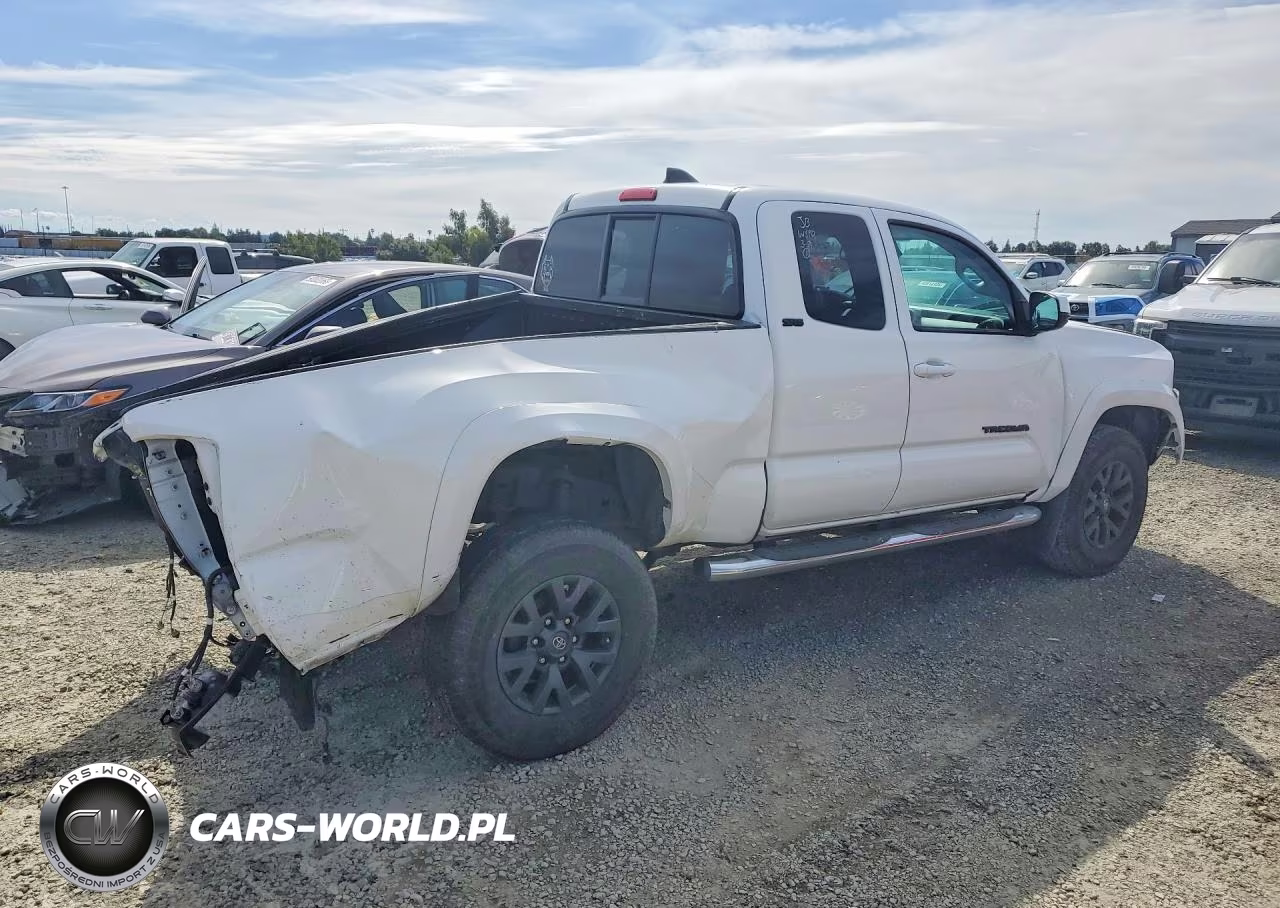 2020 Toyota Tacoma Sr5 V6 VIN:3TYRZ5CNXLT001938 - 3